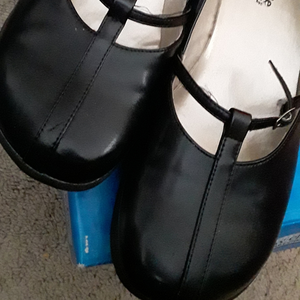 Black shoes
